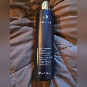 Monat purifying vinegar shampoo
